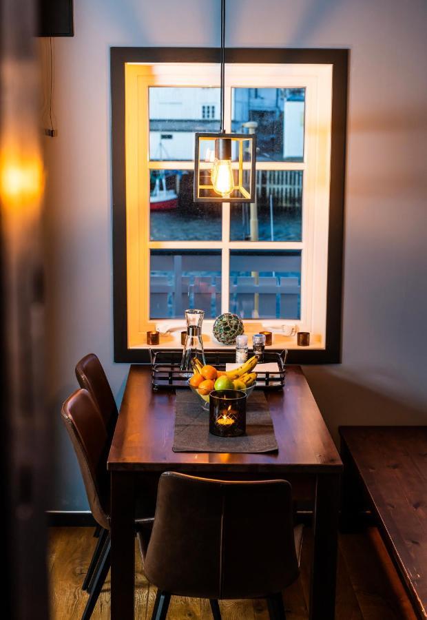 Aparthotel Tobiasbrygga à Henningsvær Extérieur photo