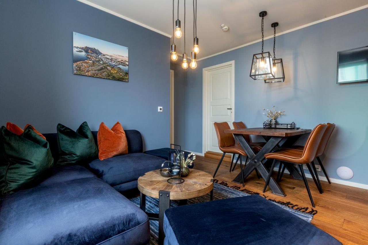 Aparthotel Tobiasbrygga à Henningsvær Extérieur photo